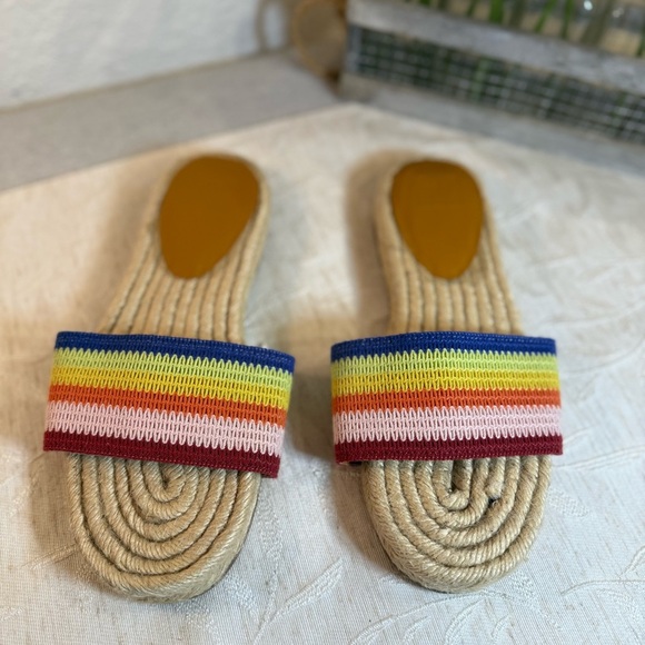 Women’s Gap Rainbow espadrille slides. Size 10. Multicolored. Anti-slip bottom. - Picture 2 of 8